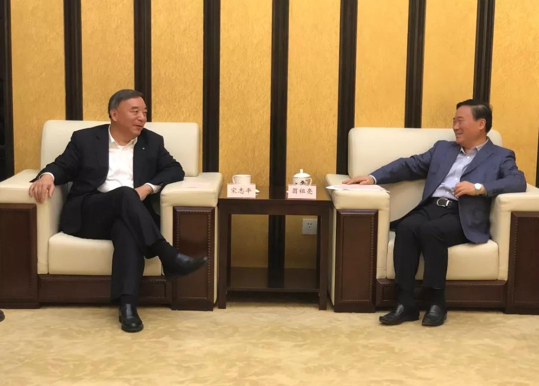 上海2.jpg 上海2.jpg