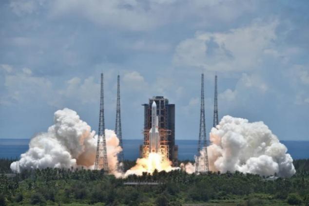 哈玻院助力长征五号成功将天问一号送入地火转移轨道-1-web.jpg 哈玻院助力长征五号成功将天问一号送入地火转移轨道-1-web.jpg