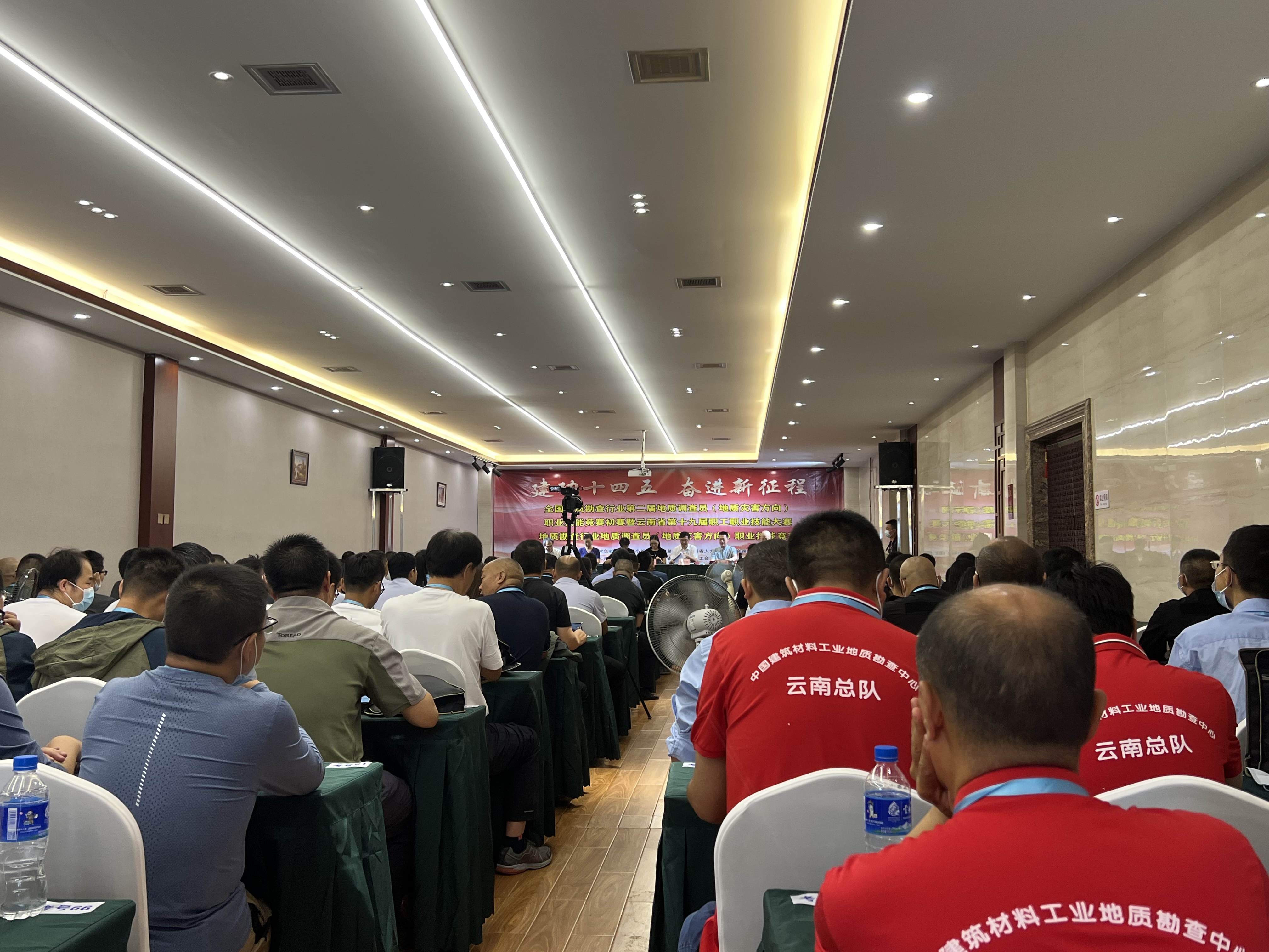 35-220RZ9512G33.jpg 35-220RZ9512G33.jpg