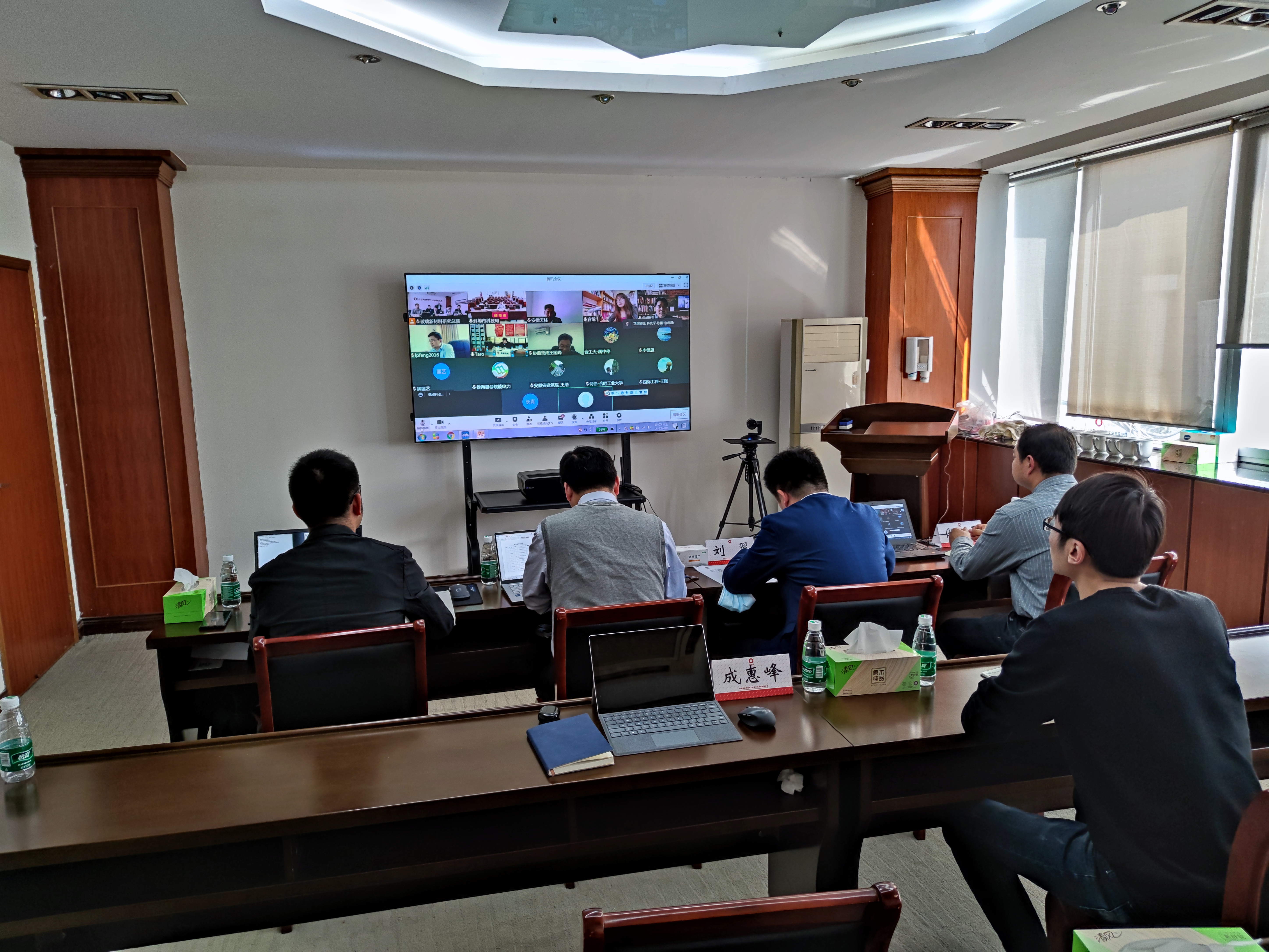 df094b46a9c623e409622019a38fd83.jpg df094b46a9c623e409622019a38fd83.jpg